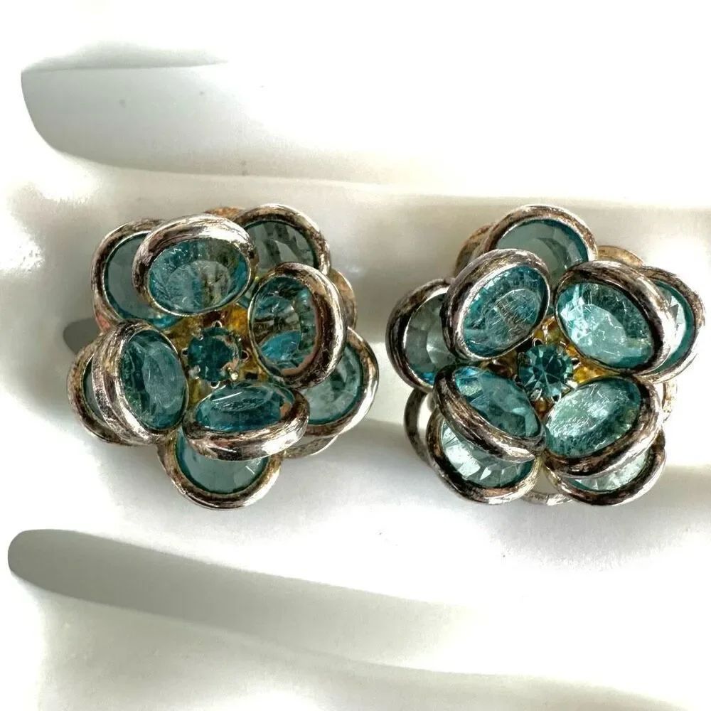 Blue and silver tone floral vintage clip on earrings